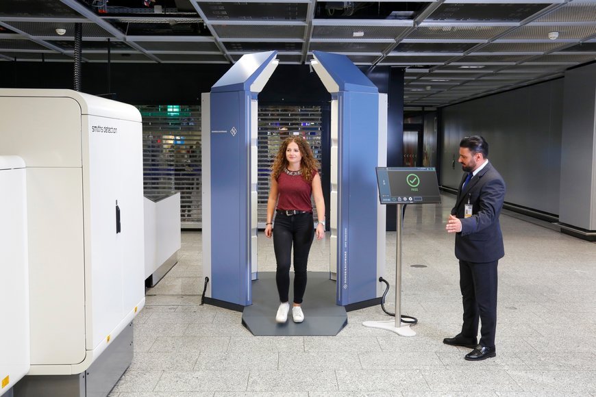 Rohde & Schwarz y Fraport evalúan el primer escáner de paso para pasajeros del mundo